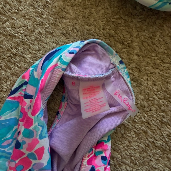 Lilly Pulitzer bikini set - Blossom underwire top and Yarrow bottom - Picture 4 of 10